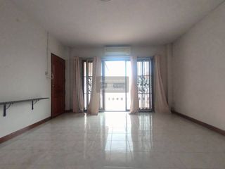 Casa en venta de 4 habitaciones en Bang Sao Thong, Samut Prakan