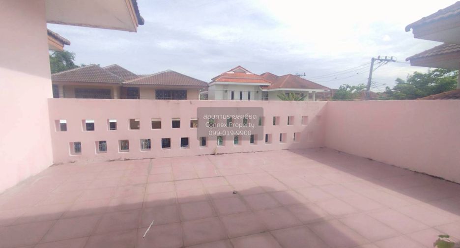 Casa en venta de 4 habitaciones en Bang Sao Thong, Samut Prakan
