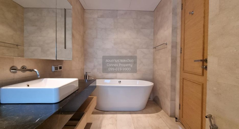 For sale 2 bedrooms condo in Sathon, Bangkok