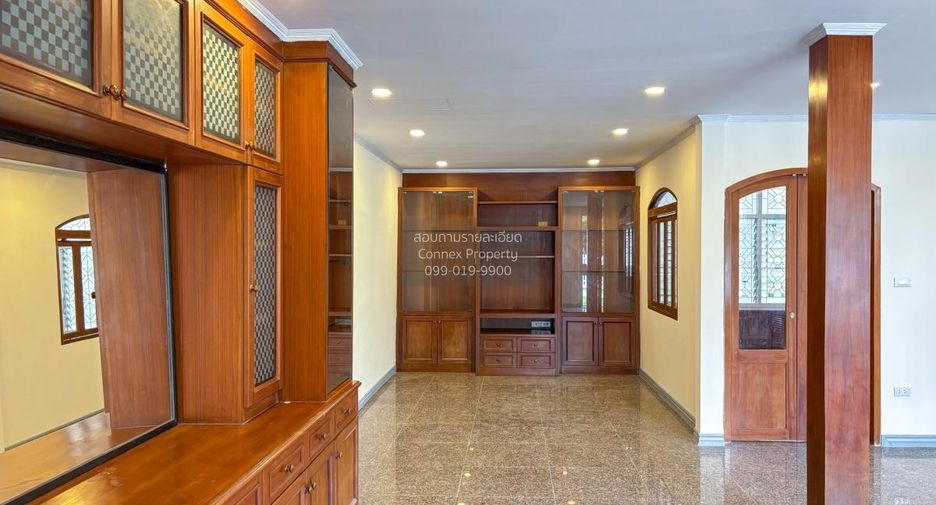 For sale 4 bedrooms house in Thanyaburi, Pathum Thani