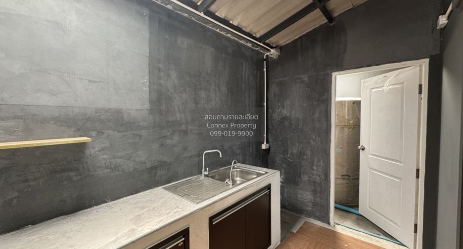 For sale 3 bedrooms townhouse in Bang Kruai, Nonthaburi