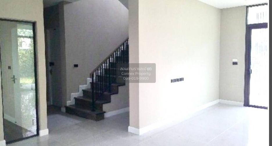 For sale 5 bedrooms house in Khlong Sam Wa, Bangkok