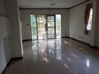 Casa en venta de 3 habitaciones en Bang Pa-in, Phra Nakhon Si Ayutthaya
