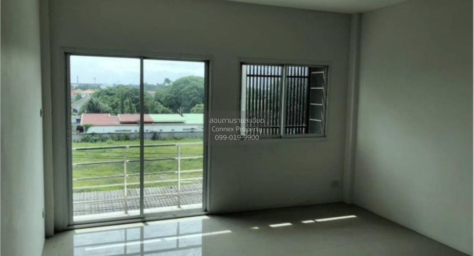 出售 4 卧室 联排别墅 在 Sam Phran, Nakhon Pathom