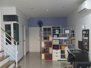 For sale 3 bedrooms townhouse in Si Racha, Chonburi