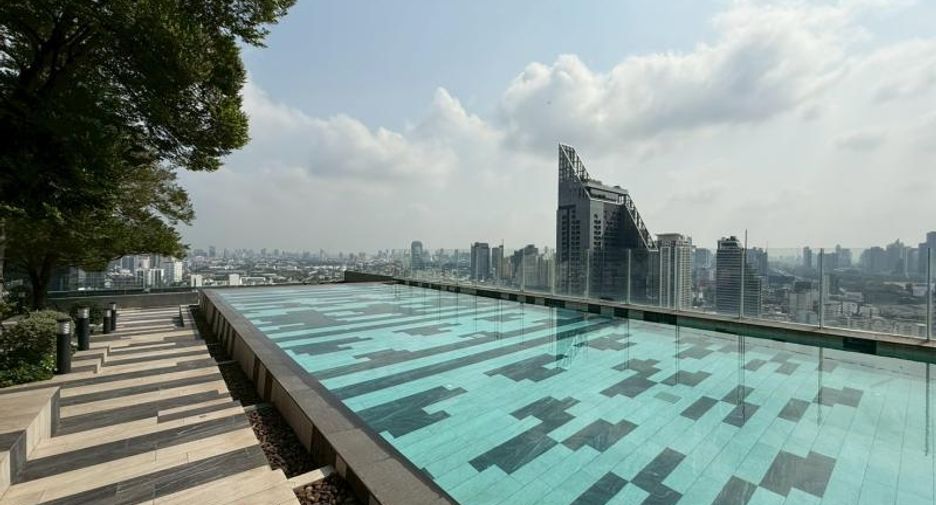 À vendre 2 chambres condo à Ratchathewi, Bangkok