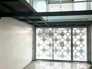Casa adosada en venta de 4 habitaciones en Don Mueang, Bangkok