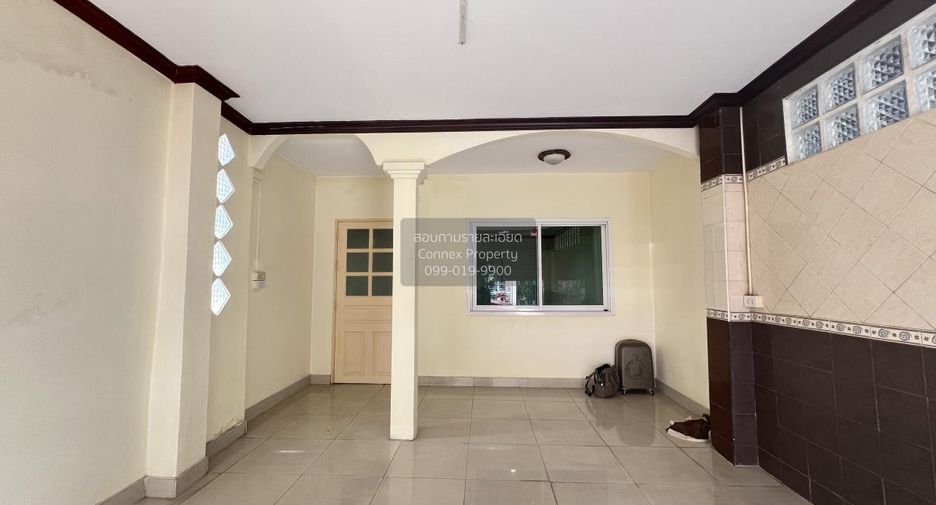 Reihenhaus zum Kauf mit 3 Zimmer in Bueng Kum, Bangkok
