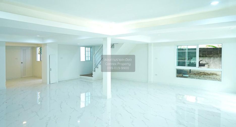 Casa en venta de 3 habitaciones en Bang Khun Thian, Bangkok