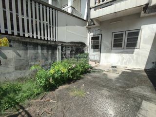 Casa adosada en venta de 2 habitaciones en Bang Bon, Bangkok