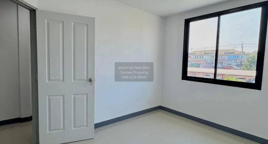 Casa adosada en venta de 3 habitaciones en Mueang Nonthaburi, Nonthaburi