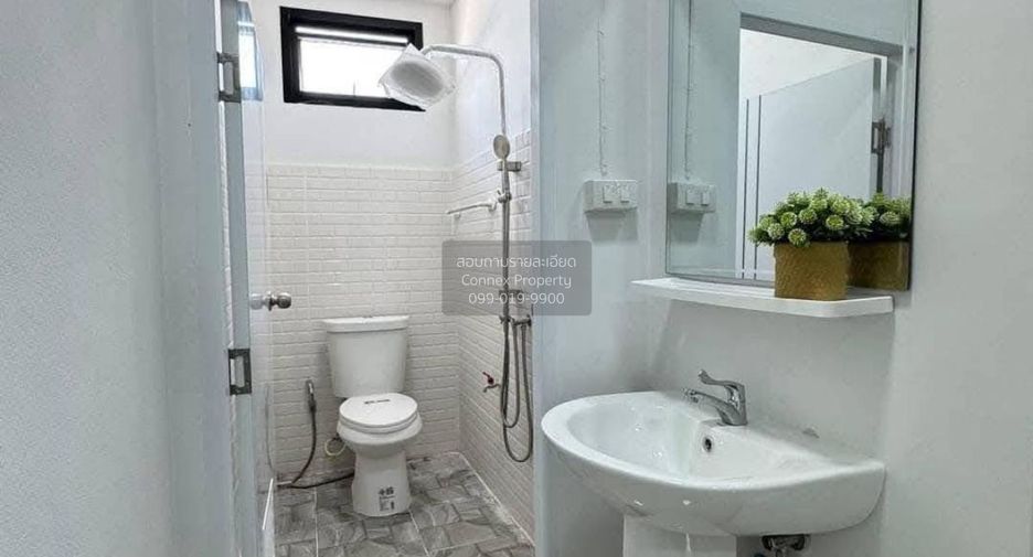 Casa adosada en venta de 3 habitaciones en Mueang Nonthaburi, Nonthaburi