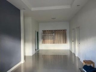 出售 3 卧室 独立屋 在 Phanat Nikhom, Chon Buri
