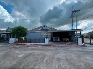 出售 3 卧室 独立屋 在 Phanat Nikhom, Chon Buri