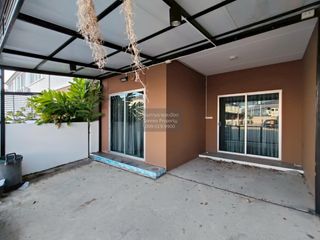 Reihenhaus zum Kauf mit 3 Zimmer in Mueang Samut Prakan, Samut Prakan