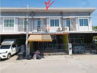 出售 2 卧室 联排别墅 在 Phra Samut Chedi, Samut Prakan