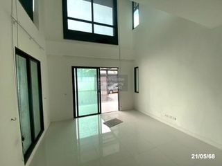 For sale 3 ベッドルーム house in Thanyaburi, Pathum Thani