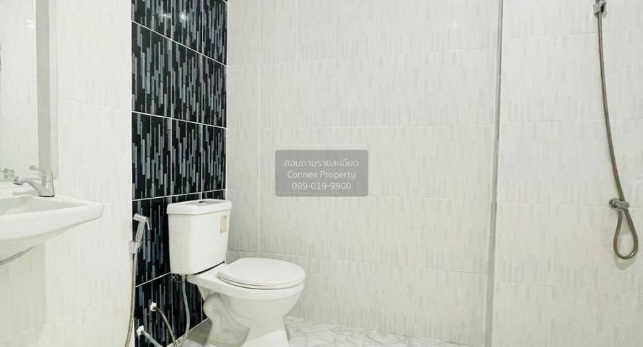 Casa adosada en venta de 2 habitaciones en Bang Bua Thong, Nonthaburi