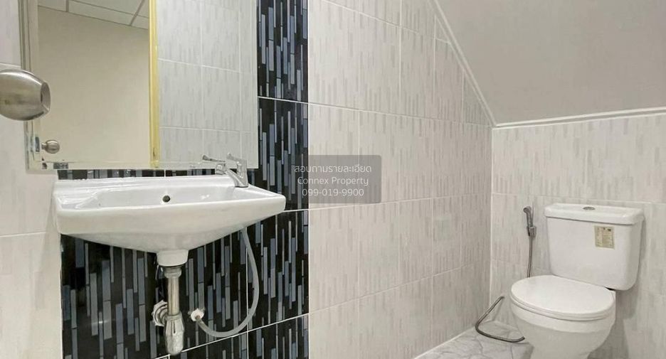 Casa adosada en venta de 2 habitaciones en Bang Bua Thong, Nonthaburi