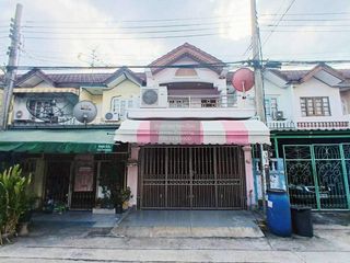Casa adosada en venta de 2 habitaciones en Bang Khun Thian, Bangkok