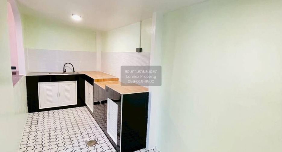 Casa adosada en venta de 3 habitaciones en Bang Bua Thong, Nonthaburi