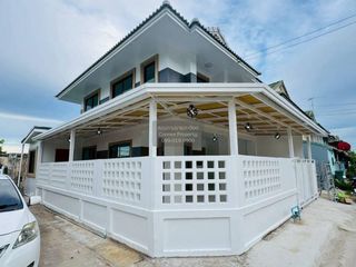 出售 3 卧室 联排别墅 在 Sai Noi, Nonthaburi