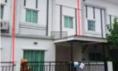 出售 3 卧室 联排别墅 在 Mueang Chachoengsao, Chachoengsao