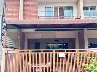Reihenhaus zum Kauf mit 3 Zimmer in Phra Samut Chedi, Samut Prakan