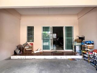 Reihenhaus zum Kauf mit 3 Zimmer in Phra Samut Chedi, Samut Prakan