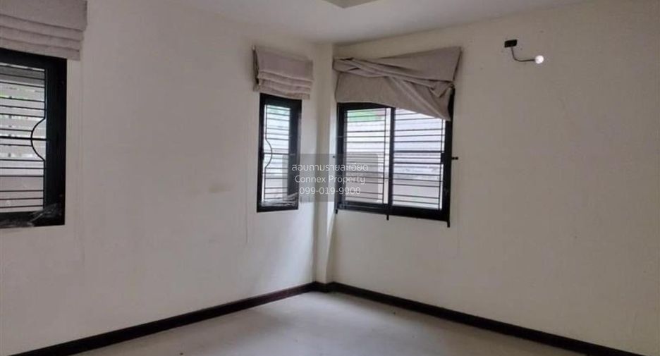 Casa en venta de 4 habitaciones en Bang Saray, Pattaya