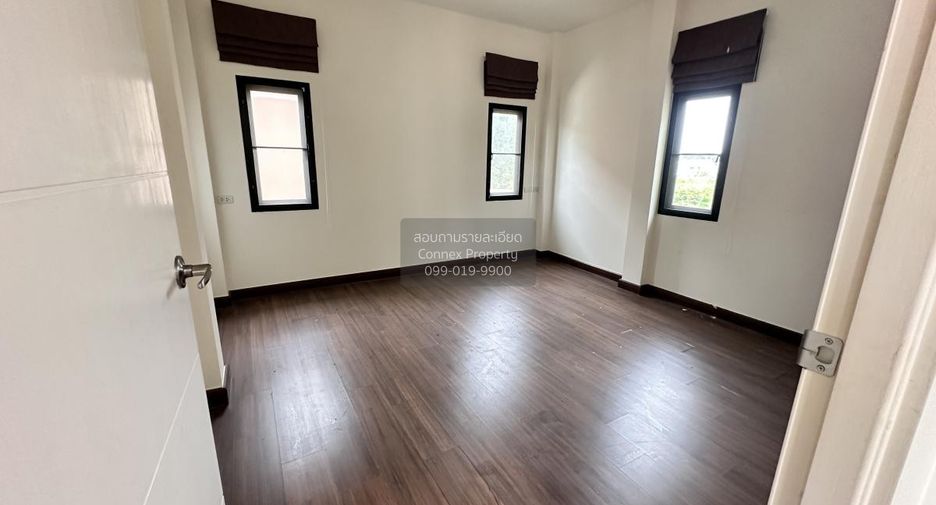 Casa en venta de 4 habitaciones en Bang Saray, Pattaya