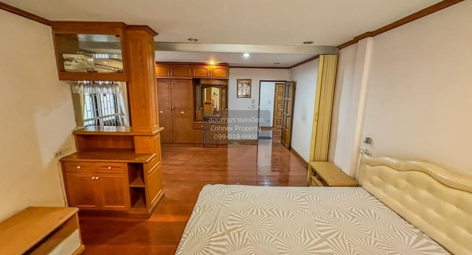 Casa en venta de 5 habitaciones en Khan Na Yao, Bangkok