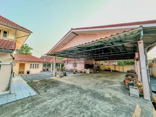 Casa en venta de 5 habitaciones en Khan Na Yao, Bangkok