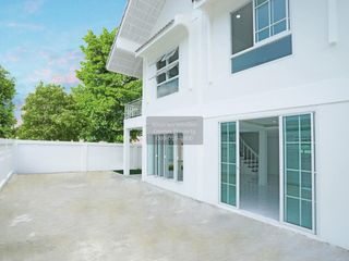 出售 4 卧室 独立屋 在 Nong Khaem, 曼谷