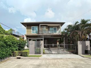 À vendre 4 chambres maison à Bang Khae, Bangkok