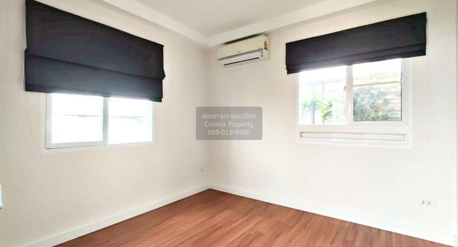 À vendre 4 chambres maison à Bang Khae, Bangkok