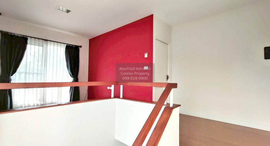 À vendre 4 chambres maison à Bang Khae, Bangkok