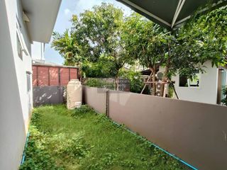 À vendre 4 chambres maison à Bang Khae, Bangkok