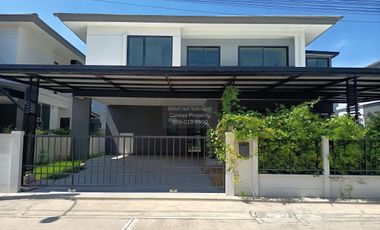 Casa en venta de 4 habitaciones en Bang Bo, Samut Prakan