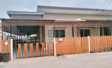 For sale 3 ベッドルーム house in Krathum Baen, Samut Sakhon