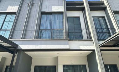 For sale 2 bedrooms townhouse in Sai Mai, Bangkok