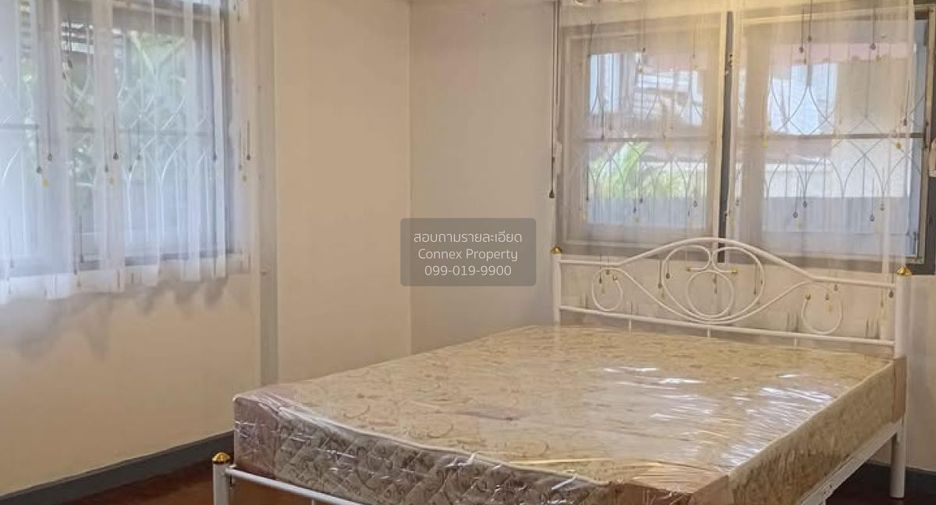 For sale 4 bedrooms house in Pak Kret, Nonthaburi