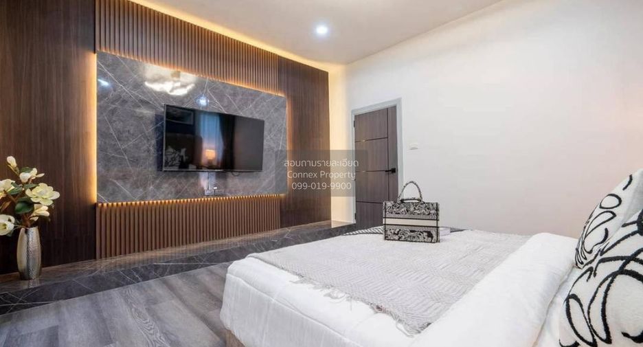 For sale 4 bedrooms house in Bang Lamung, Chonburi