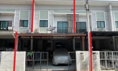 For sale 3 bedrooms house in Si Racha, Chonburi