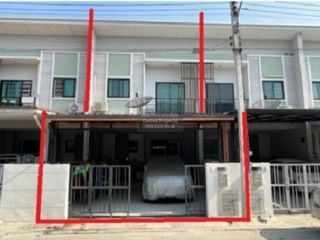 For sale 3 bedrooms house in Si Racha, Chonburi