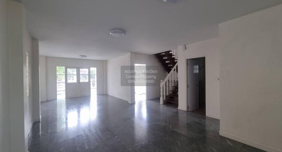 À vendre 3 chambres maison à Lat Krabang, Bangkok
