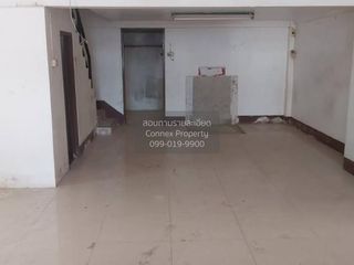 À vendre 3 chambres local commercial à Mueang Samut Prakan, Samut Prakan