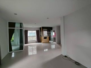 For sale 3 ベッドルーム house in Thanyaburi, Pathum Thani