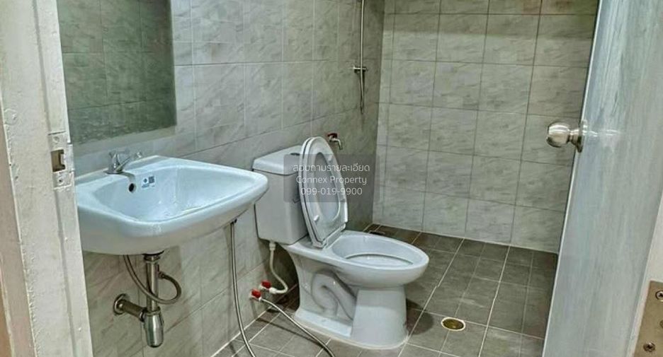Casa adosada en venta de 3 habitaciones en Mueang Nonthaburi, Nonthaburi