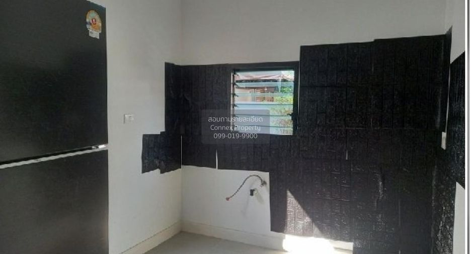 Haus zum Kauf mit 4 Zimmer in Bang Kruai, Nonthaburi